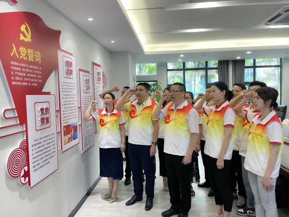 黨建引領(lǐng) 奮斗前行 | 東莞建工集團(tuán)黨支部正式成立(圖5)