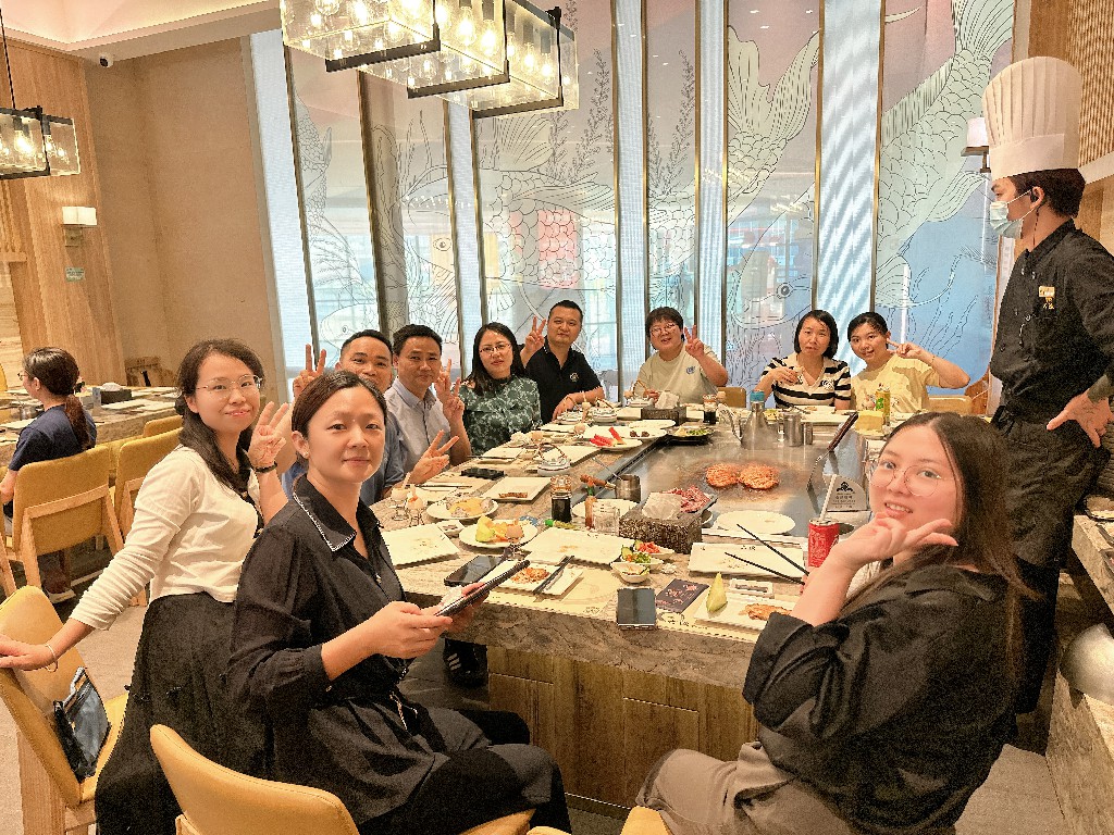 員工生日會丨芳菲四月花似錦，一歲一禮，快樂(圖5)